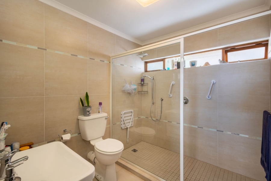 6 Bedroom Property for Sale in Cutty Sark Western Cape